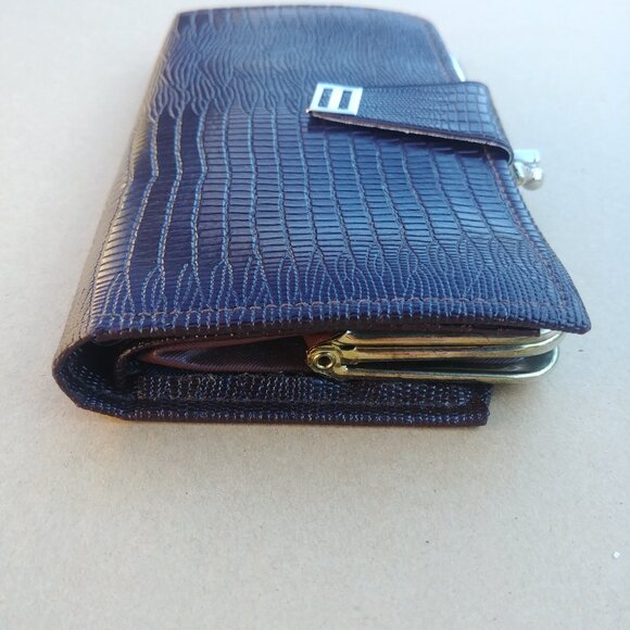 Vintage Leatherette Canada dark brown snakeskin leather wallet - Picture 3 of 14